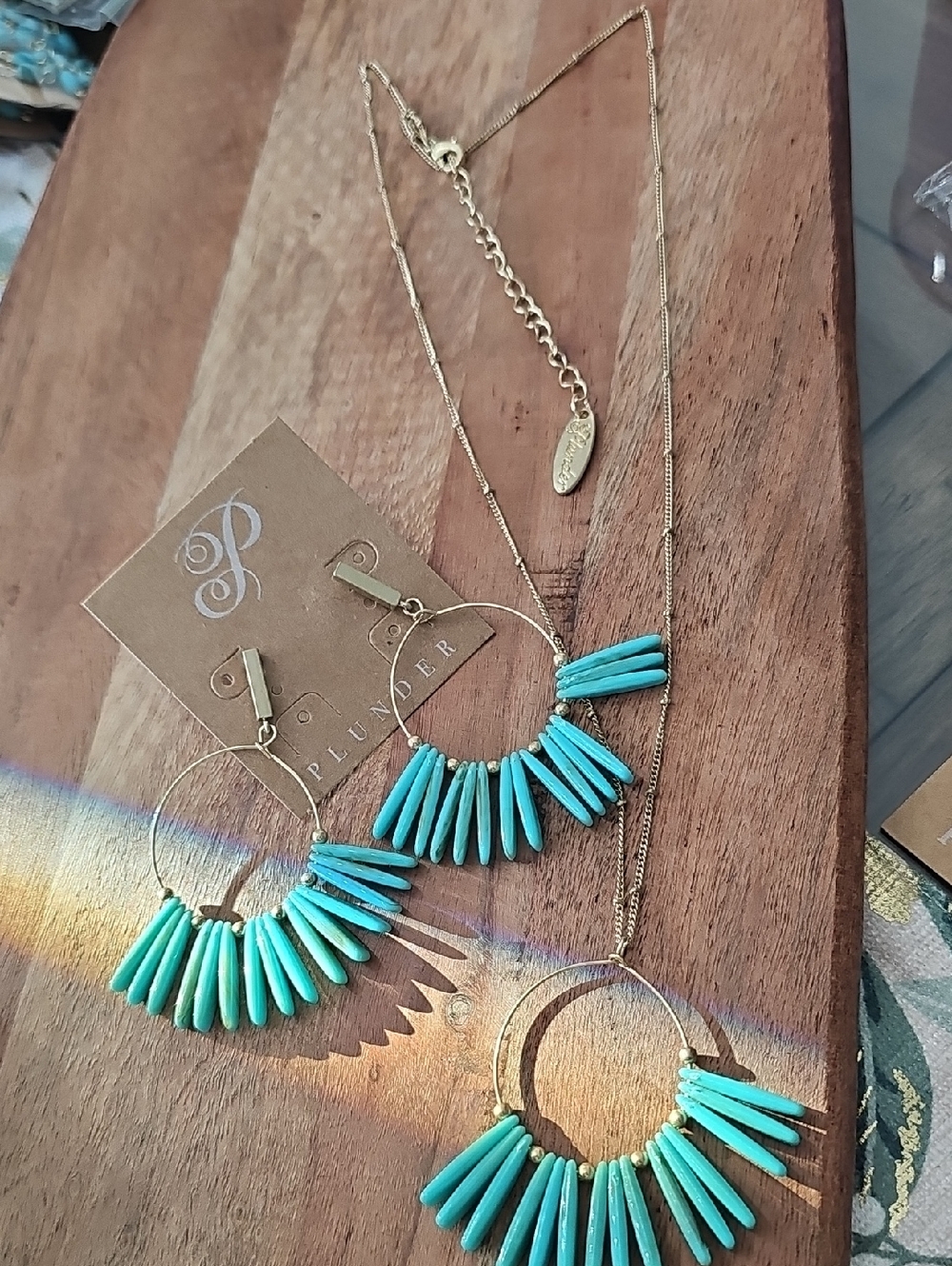 Nwt Gold Earring And Necklace Set